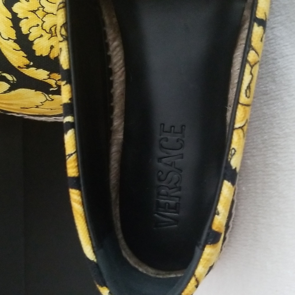New Versace Barocco-Print Canvas Espadrilles - Picture 8 of 10